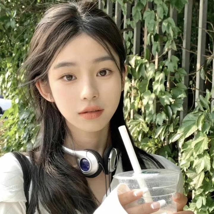 隐世狼女第一季
